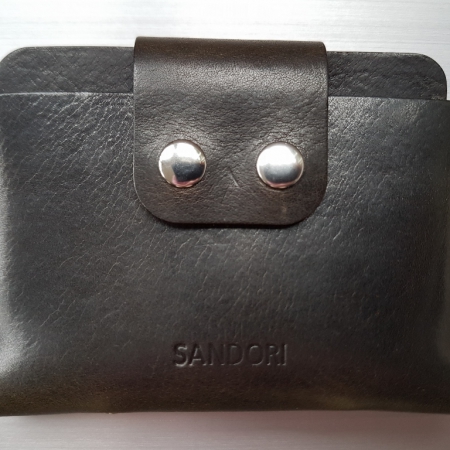 Sandori Portemonnaie mini dunkelolive olive glatt 1 (1024x768)
